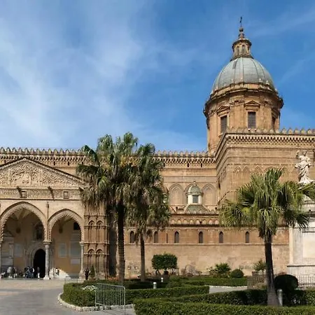 Porta Maqueda 2* Palermo