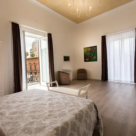Porta Maqueda 4*