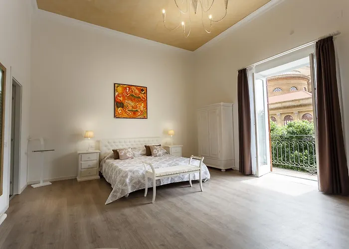 Porta Maqueda Pensjonat