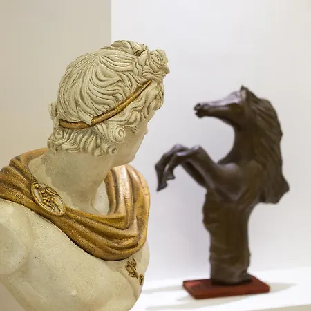 Oda ve Kahvaltı Porta Maqueda 2*